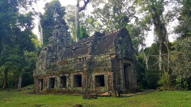 De Hanoi Para Angkor Wat